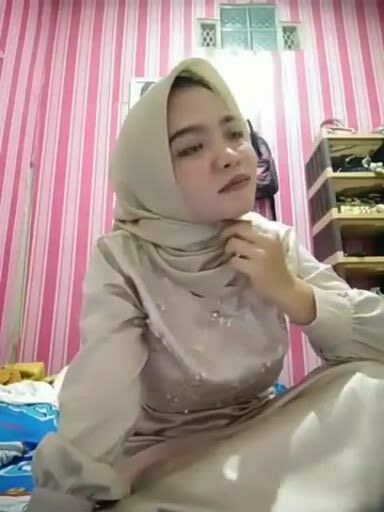 Bokep Jilbab Ukthi Pap Telanjang Buat Pacar