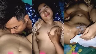 Bokep Indo Bahagia Memeknya Dipejuin